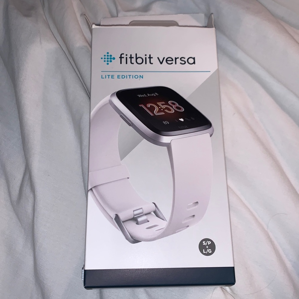 Fitbit versa lite edition